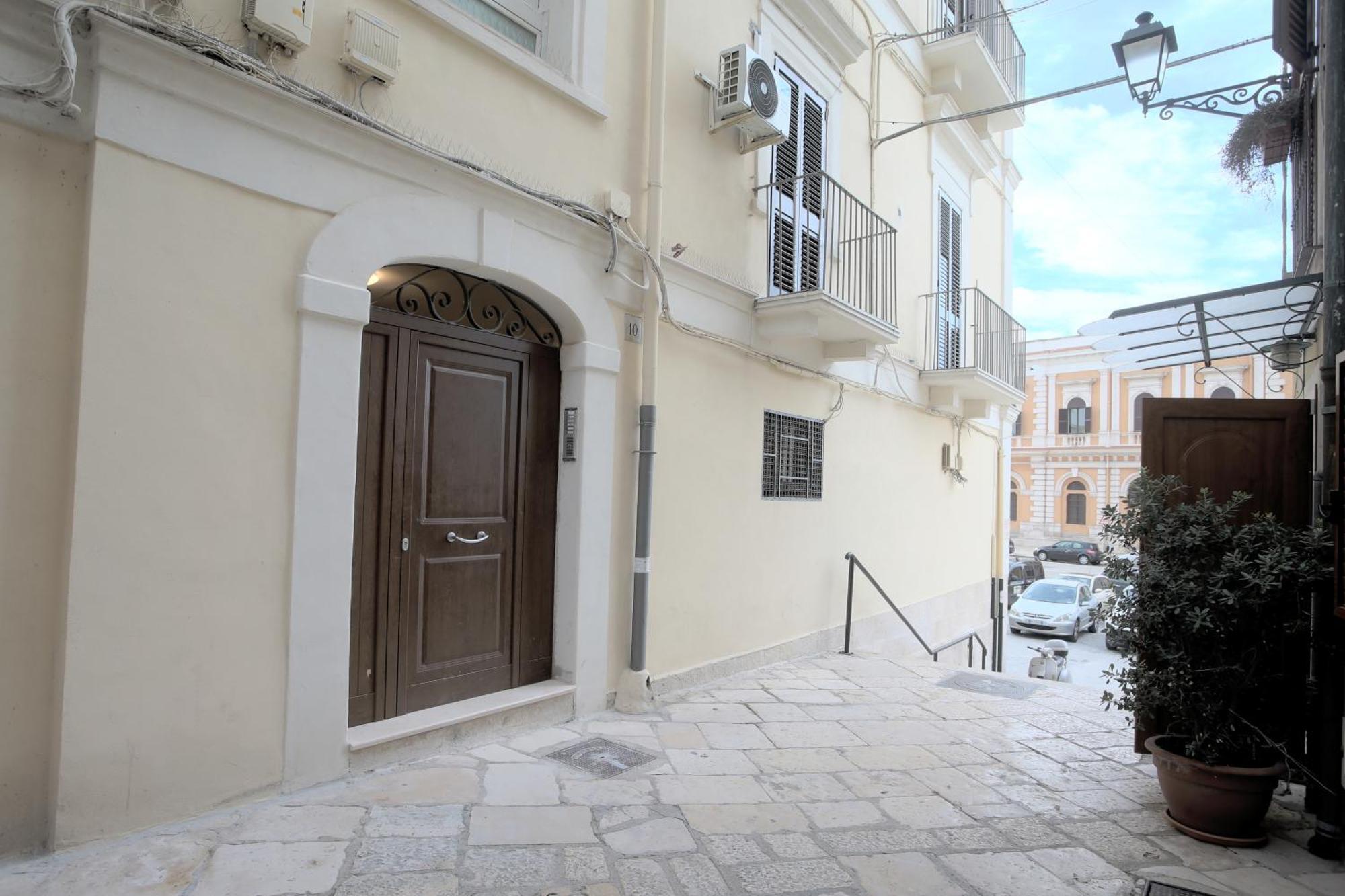 Le Residenze Del Capitano Otel Bari Dış mekan fotoğraf