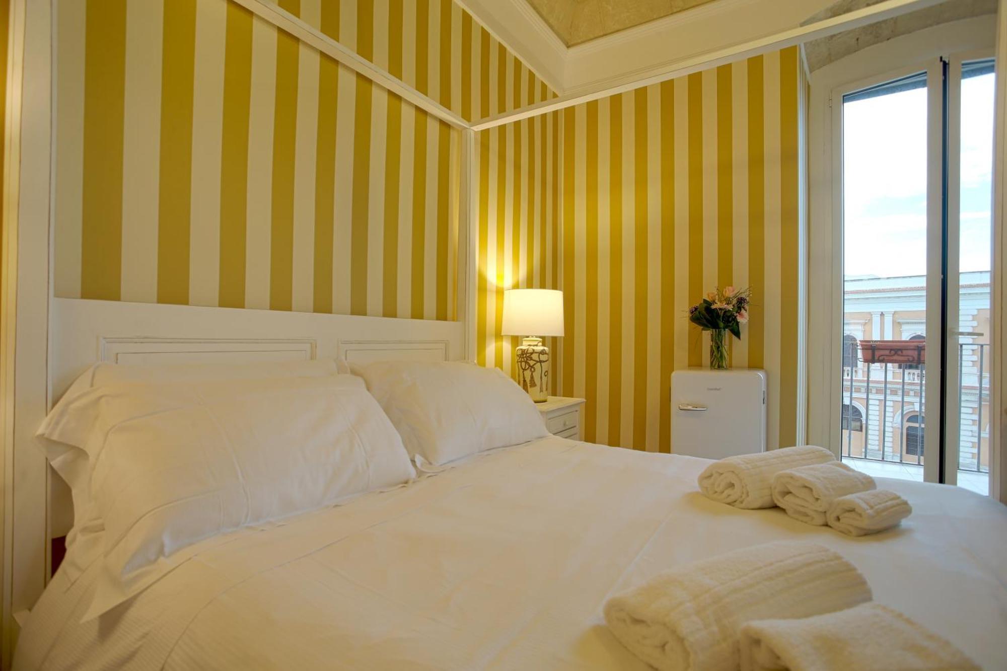 Le Residenze Del Capitano Otel Bari Dış mekan fotoğraf