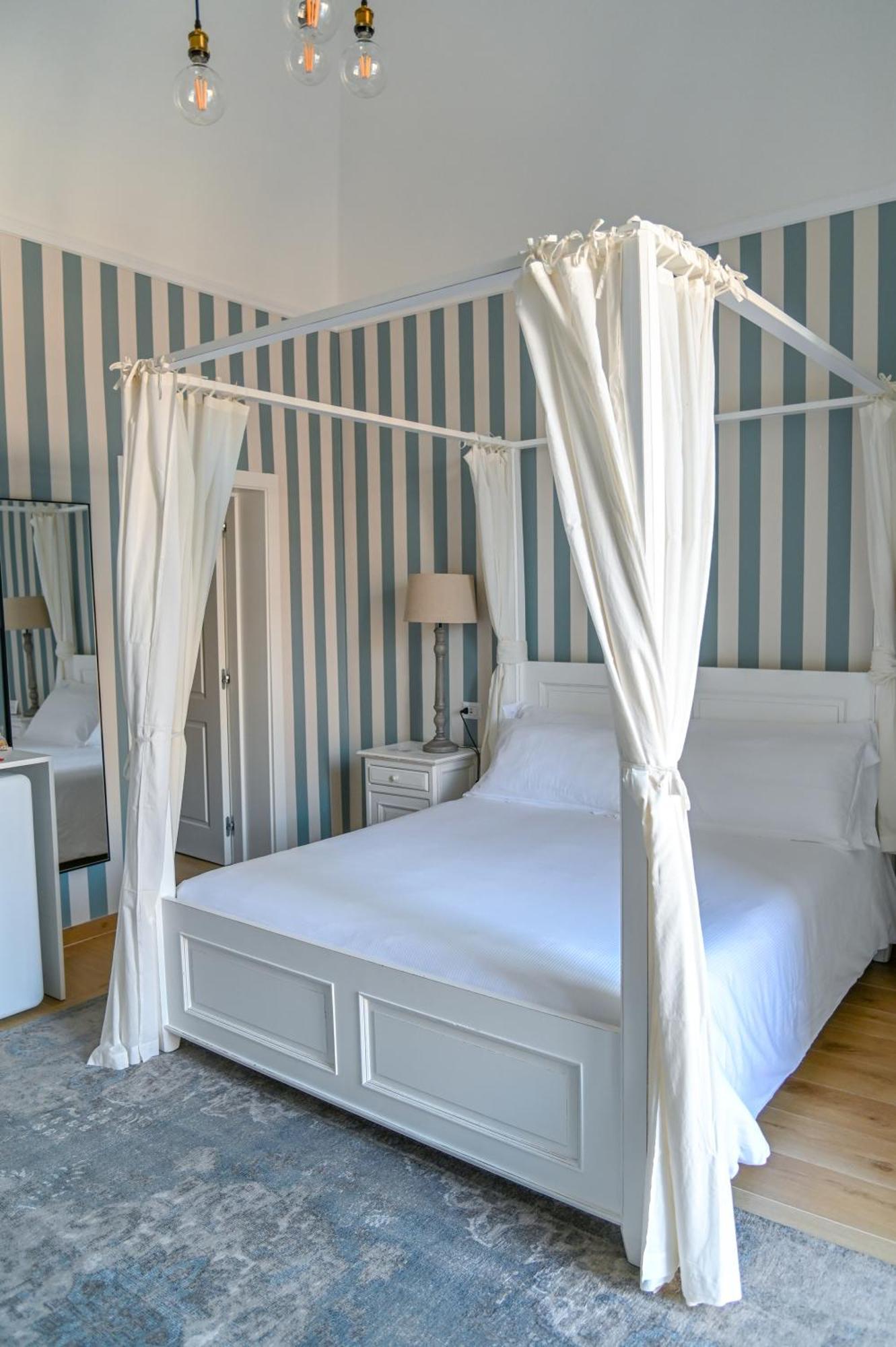 Le Residenze Del Capitano Otel Bari Dış mekan fotoğraf
