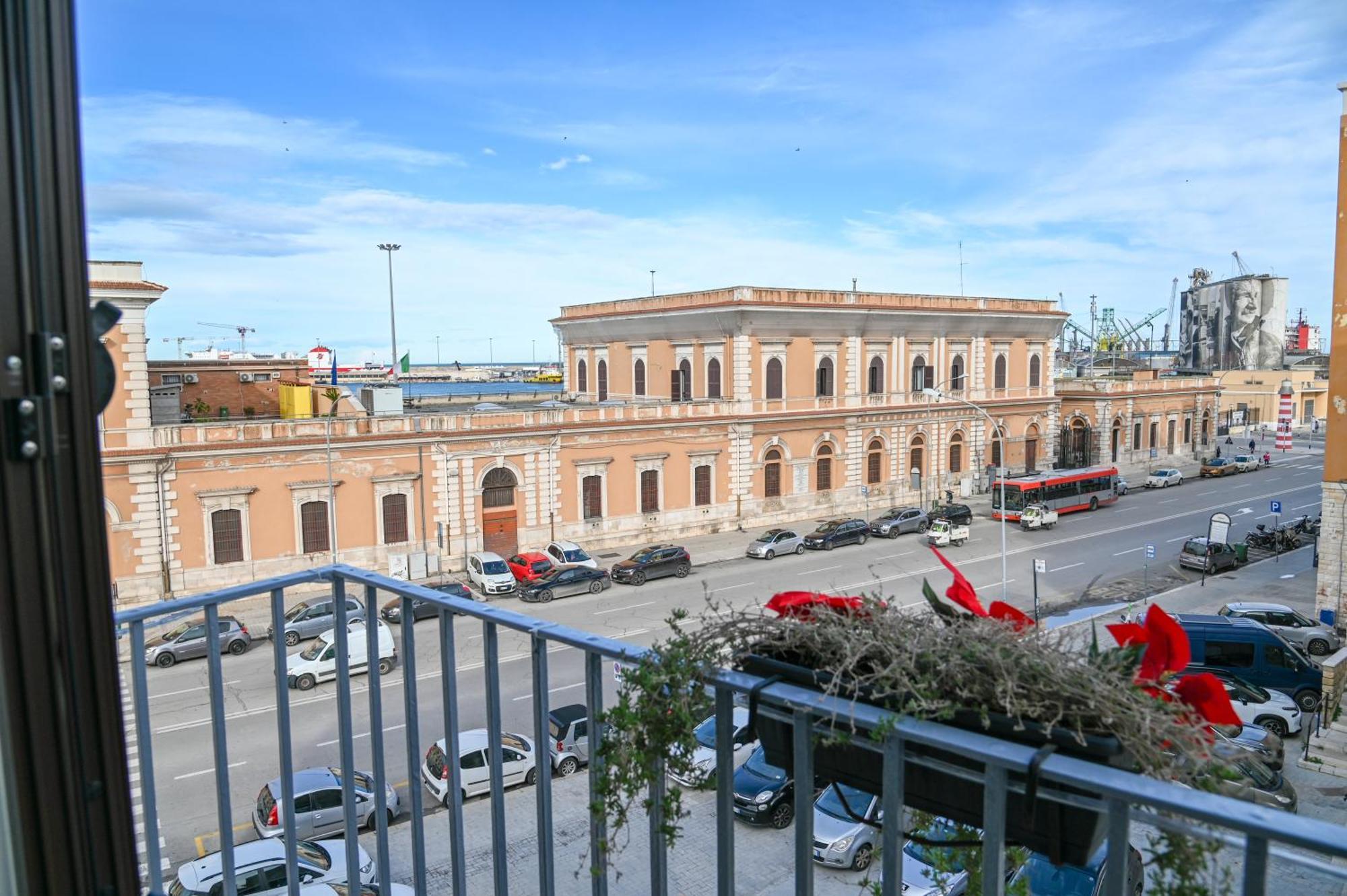 Le Residenze Del Capitano Otel Bari Oda fotoğraf